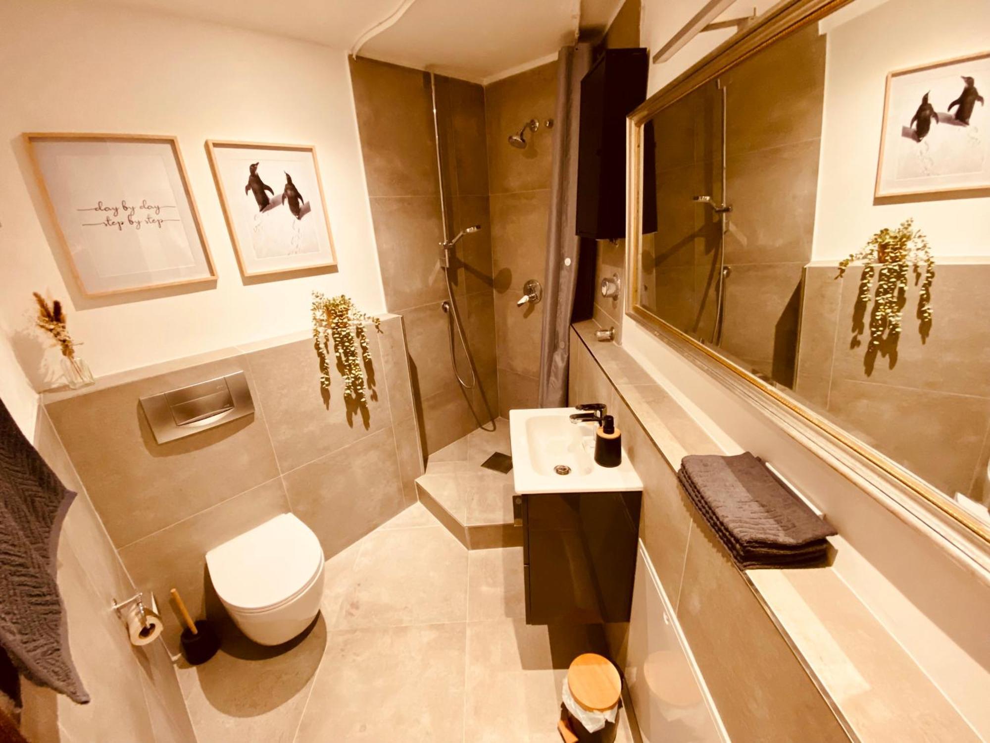 Living With Soul - Appartement Ueber Den Daechern Von Wiesbaden Extérieur photo